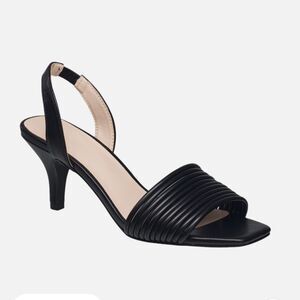 NEW Halston Hong Kong Sandal Black Size 8